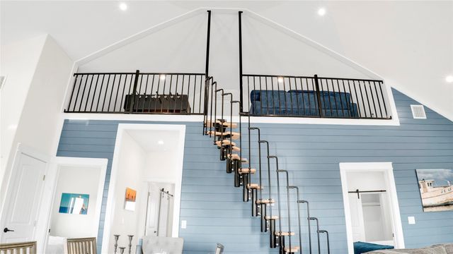 1028 Sunset Circle W, Crystal Beach, TX 77650