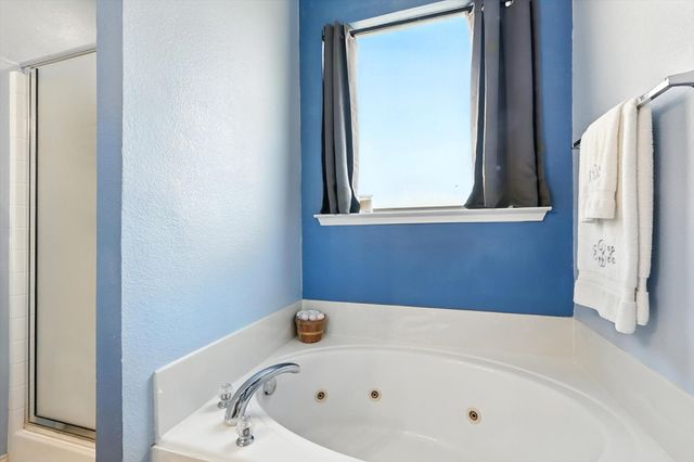 356 Turquoise Drive, Fort Worth, TX 76131