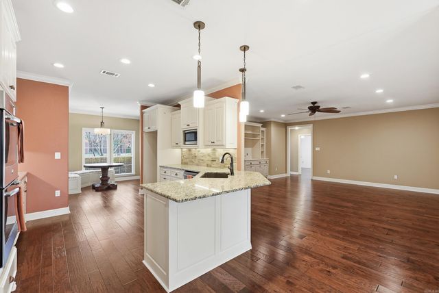 2960 Craighead Circle, Conway, AR 72034