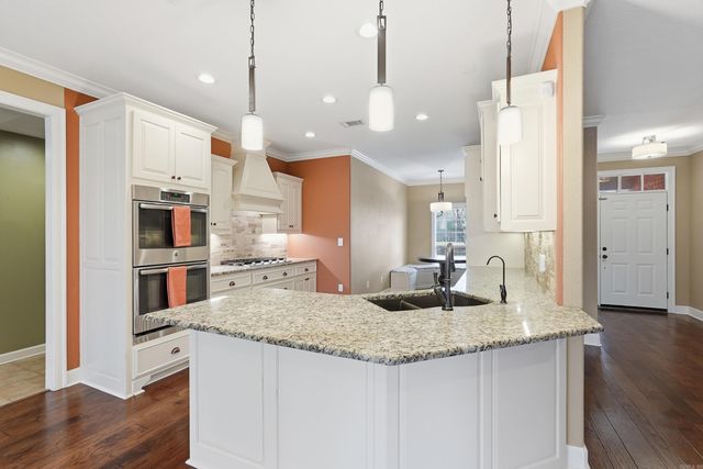 2960 Craighead Circle, Conway, AR 72034