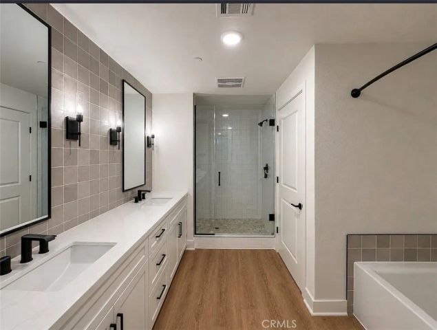 414 Main St Unit 210, Huntington Beach, CA 92648