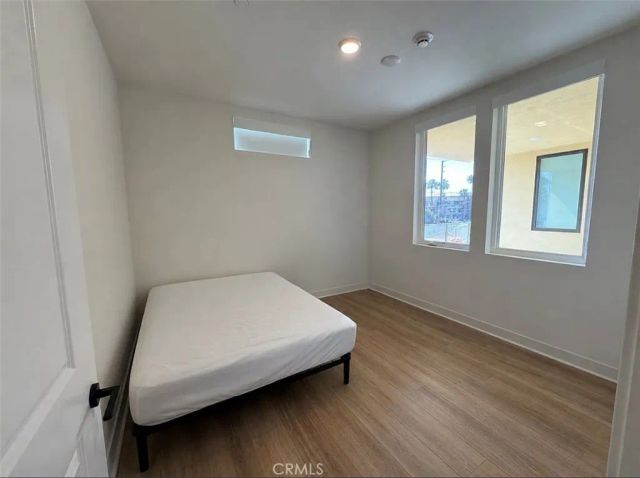 414 Main St Unit 210, Huntington Beach, CA 92648