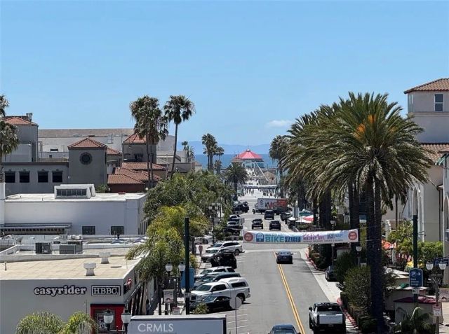 414 Main St Unit 210, Huntington Beach, CA 92648