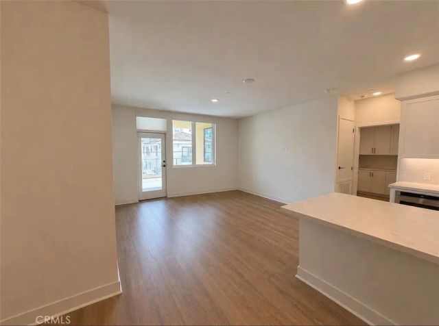 414 Main St Unit 210, Huntington Beach, CA 92648