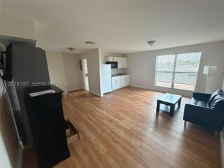 808 NW 19th St H, Fort Lauderdale, FL 33311