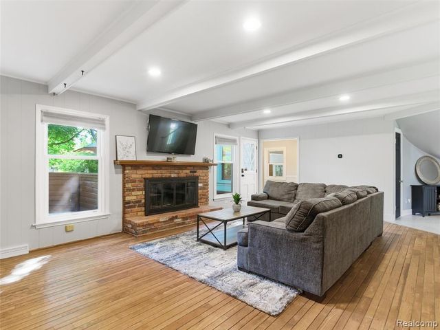 5409 Stony Hill Court, Grand Blanc, MI 48439