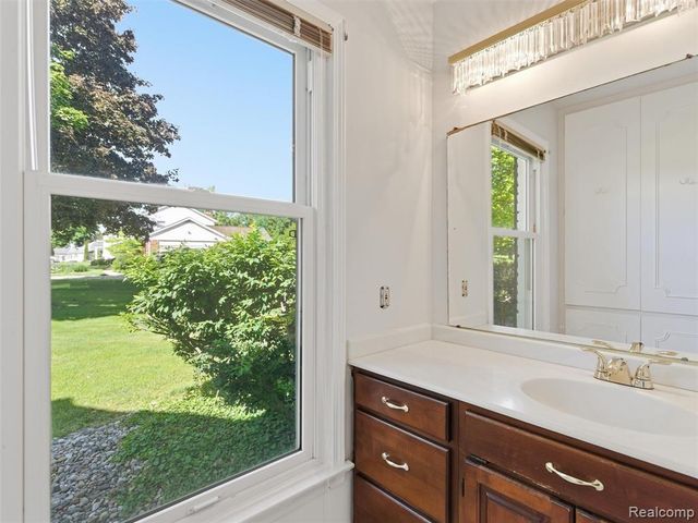 5409 Stony Hill Court, Grand Blanc, MI 48439