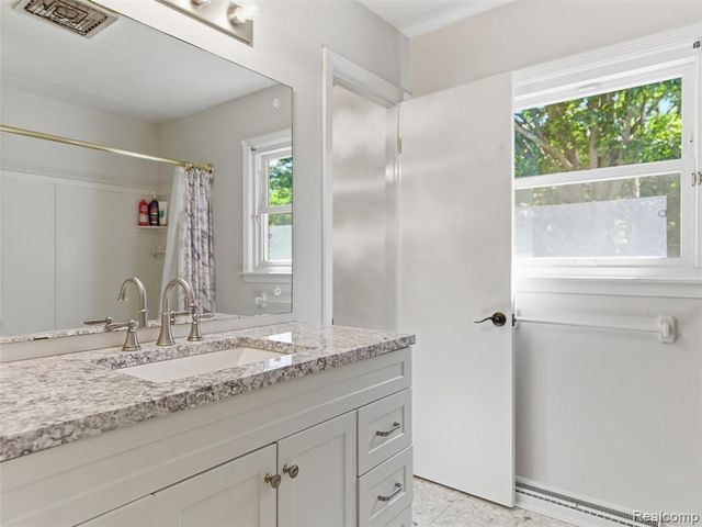 5409 Stony Hill Court, Grand Blanc, MI 48439