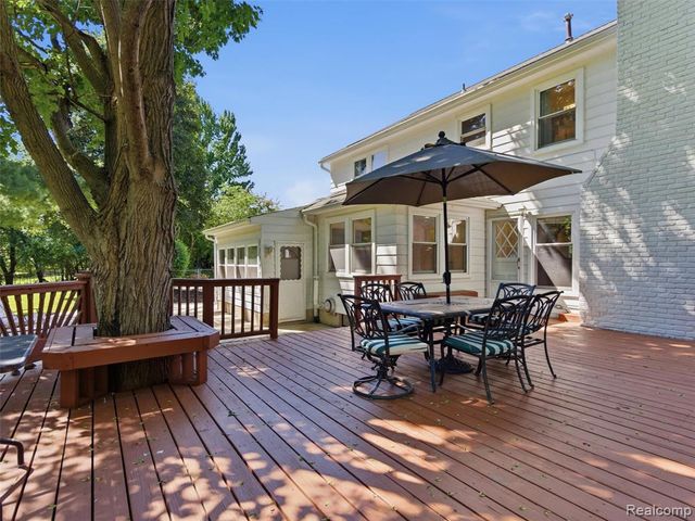 5409 Stony Hill Court, Grand Blanc, MI 48439