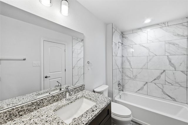 167 Rummel DR, Kyle, TX 78640