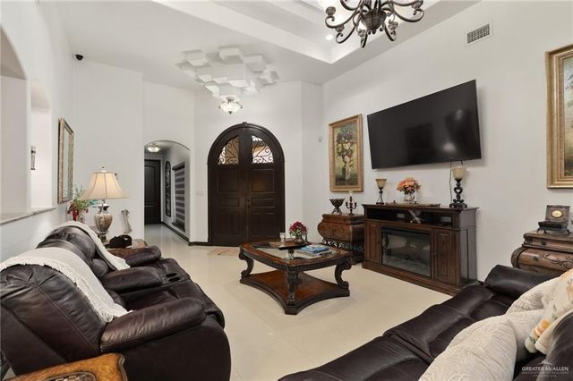 2617 Fresno Avenue, Hidalgo, TX 78557