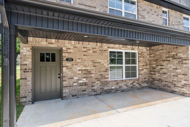 104 Colson Rd, Dover, TN 37058