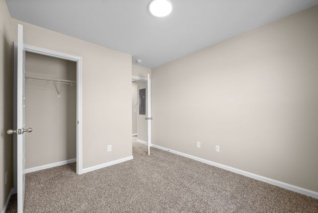 104 Colson Rd, Dover, TN 37058