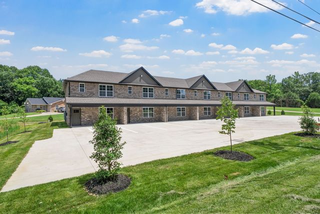 104 Colson Rd, Dover, TN 37058