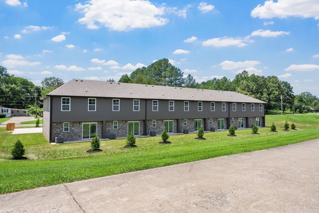 104 Colson Rd, Dover, TN 37058