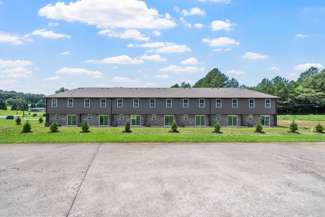 104 Colson Rd, Dover, TN 37058