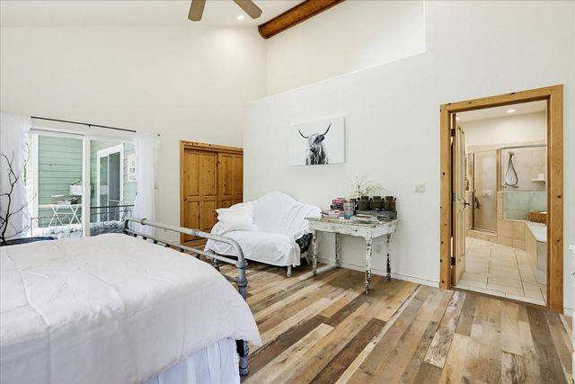 21211 McCourtney Rd, Grass Valley, CA 95949