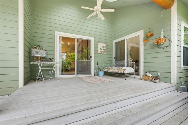 21211 McCourtney Rd, Grass Valley, CA 95949