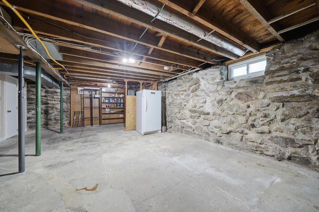 3 Buswell Street, Hudson, NH 03051