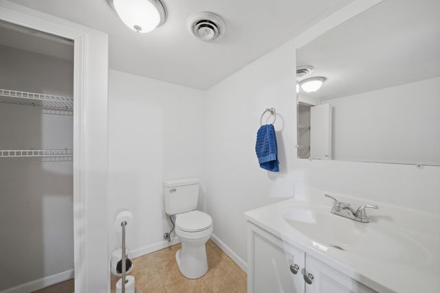 3 Buswell Street, Hudson, NH 03051