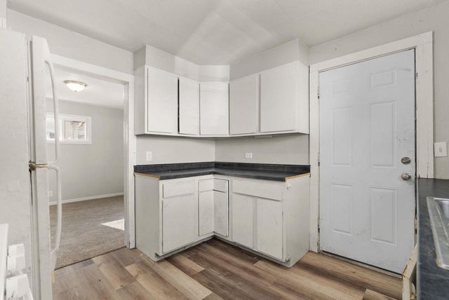 1246 Dewey Avenue, Beloit, WI 53511