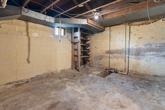 1246 Dewey Avenue, Beloit, WI 53511