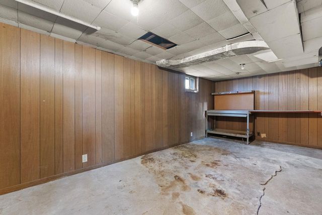 1246 Dewey Avenue, Beloit, WI 53511