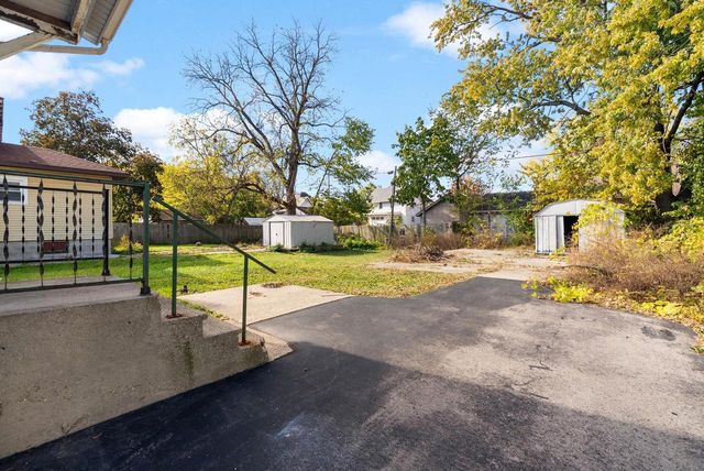 1246 Dewey Avenue, Beloit, WI 53511