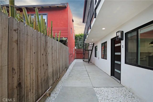 1141 E Broadway, Long Beach, CA 90802