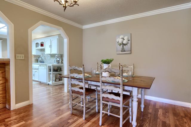 4421 Scrubby Oak Drive, Mariposa, CA 95338