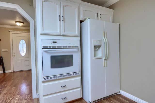 4421 Scrubby Oak Drive, Mariposa, CA 95338