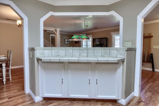 4421 Scrubby Oak Drive, Mariposa, CA 95338