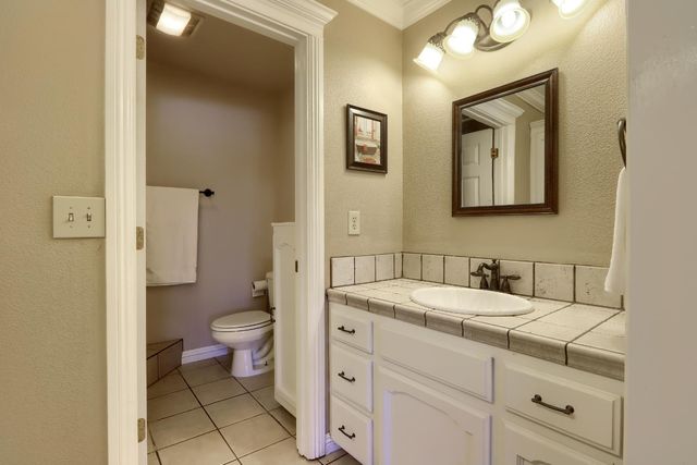 4421 Scrubby Oak Drive, Mariposa, CA 95338