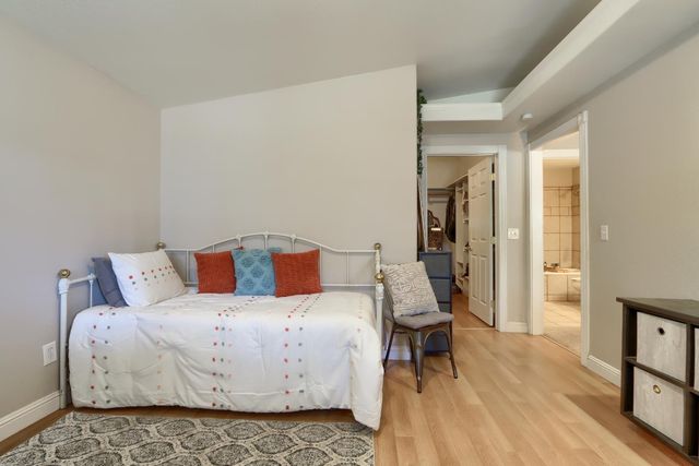 4421 Scrubby Oak Drive, Mariposa, CA 95338