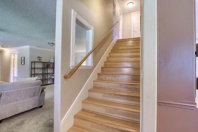 4421 Scrubby Oak Drive, Mariposa, CA 95338