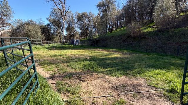 4421 Scrubby Oak Drive, Mariposa, CA 95338