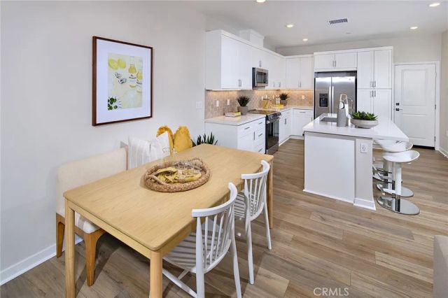 5911 Rockport Road, Eastvale, CA 92880