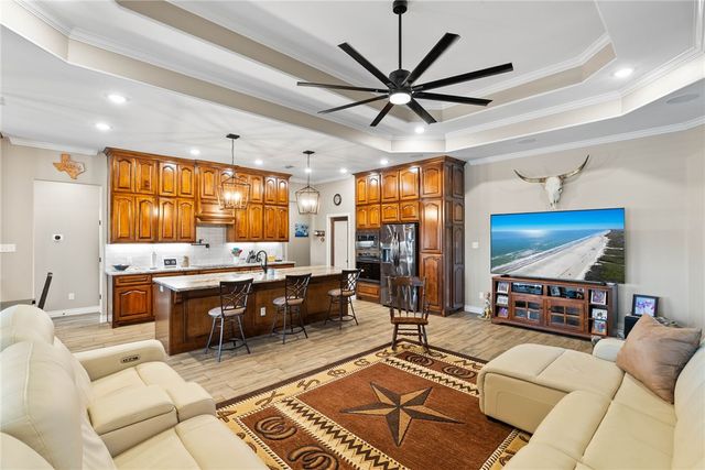 14222 Punta Bonaire Dr, Corpus Christi, TX 78418