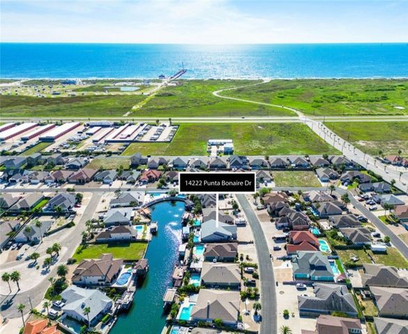 14222 Punta Bonaire Dr, Corpus Christi, TX 78418