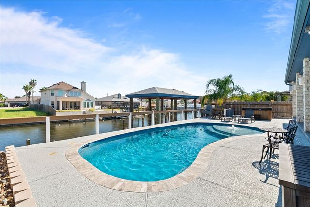 14222 Punta Bonaire Dr, Corpus Christi, TX 78418