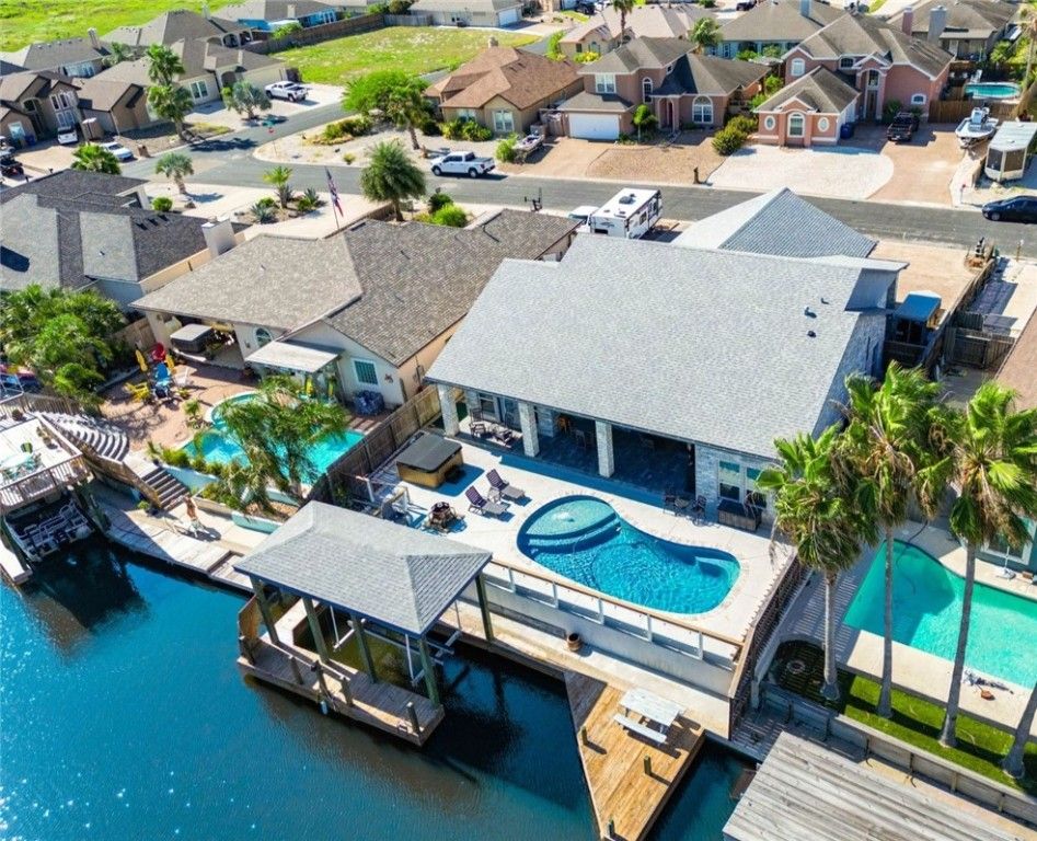 14222 Punta Bonaire Dr, Corpus Christi, TX 78418