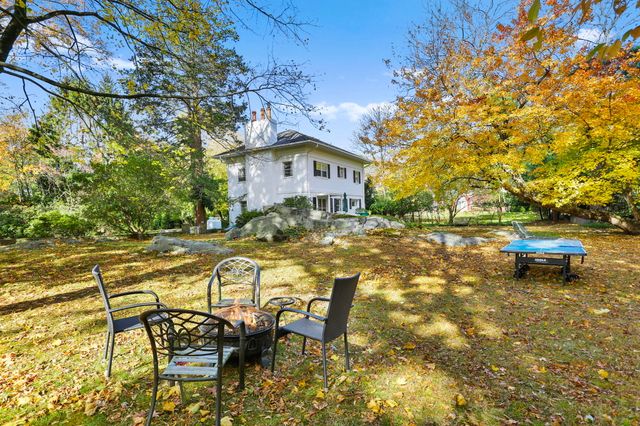 9 Edgehill Drive, Darien, CT 06820