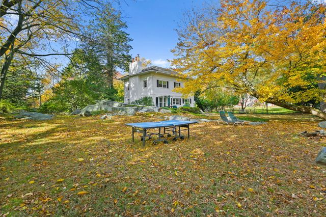 9 Edgehill Drive, Darien, CT 06820