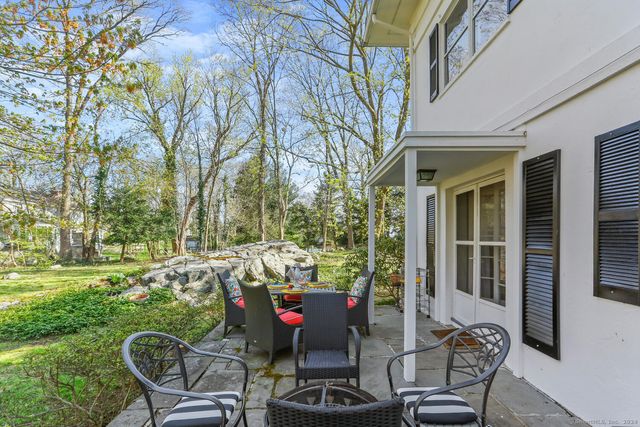 9 Edgehill Drive, Darien, CT 06820