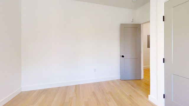 52 Withington St 7, Boston, MA 02124