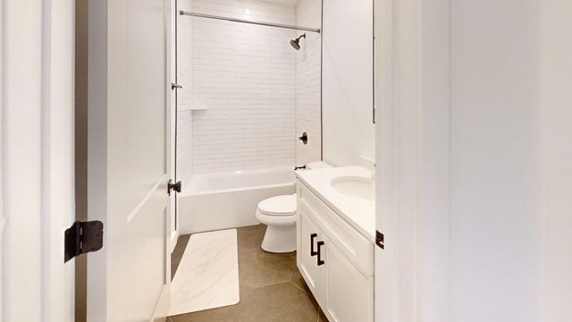 52 Withington St 7, Boston, MA 02124