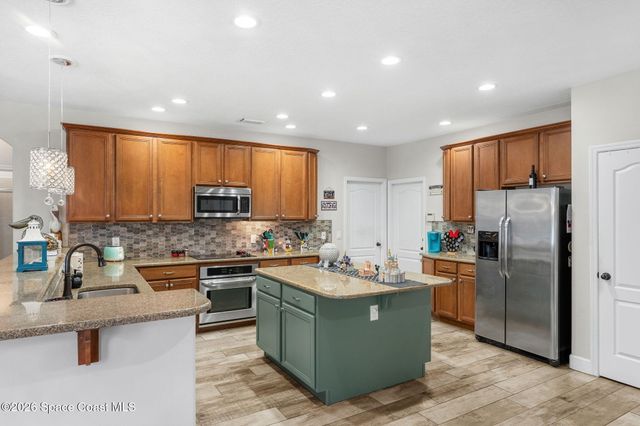 1383 Bent Palm Drive, Merritt Island, FL 32952