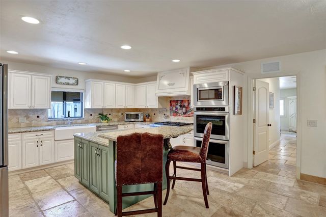 2000 NE 31st Ave, Fort Lauderdale, FL 33305