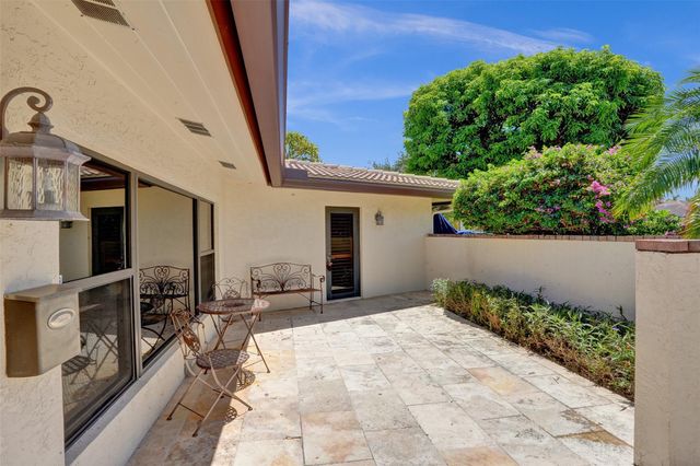 2000 NE 31st Ave, Fort Lauderdale, FL 33305