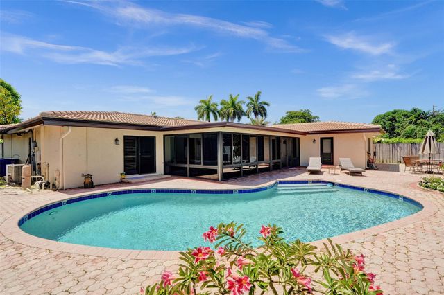 2000 NE 31st Ave, Fort Lauderdale, FL 33305